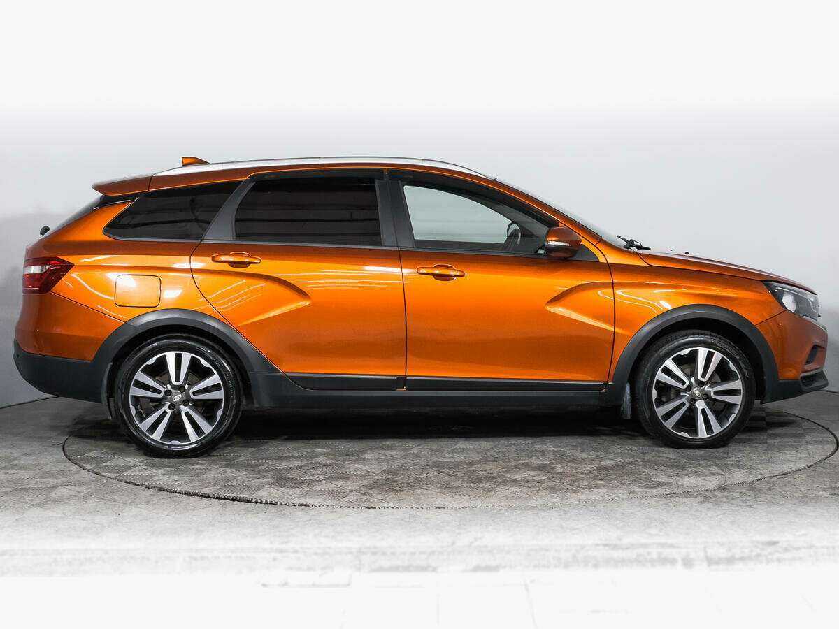 Б/У Лада (ВАЗ) Веста 2018 года. Фото: #3