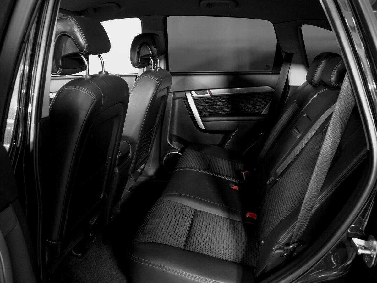 Б/У Шевроле Каптива 2013 года. Фото: #9