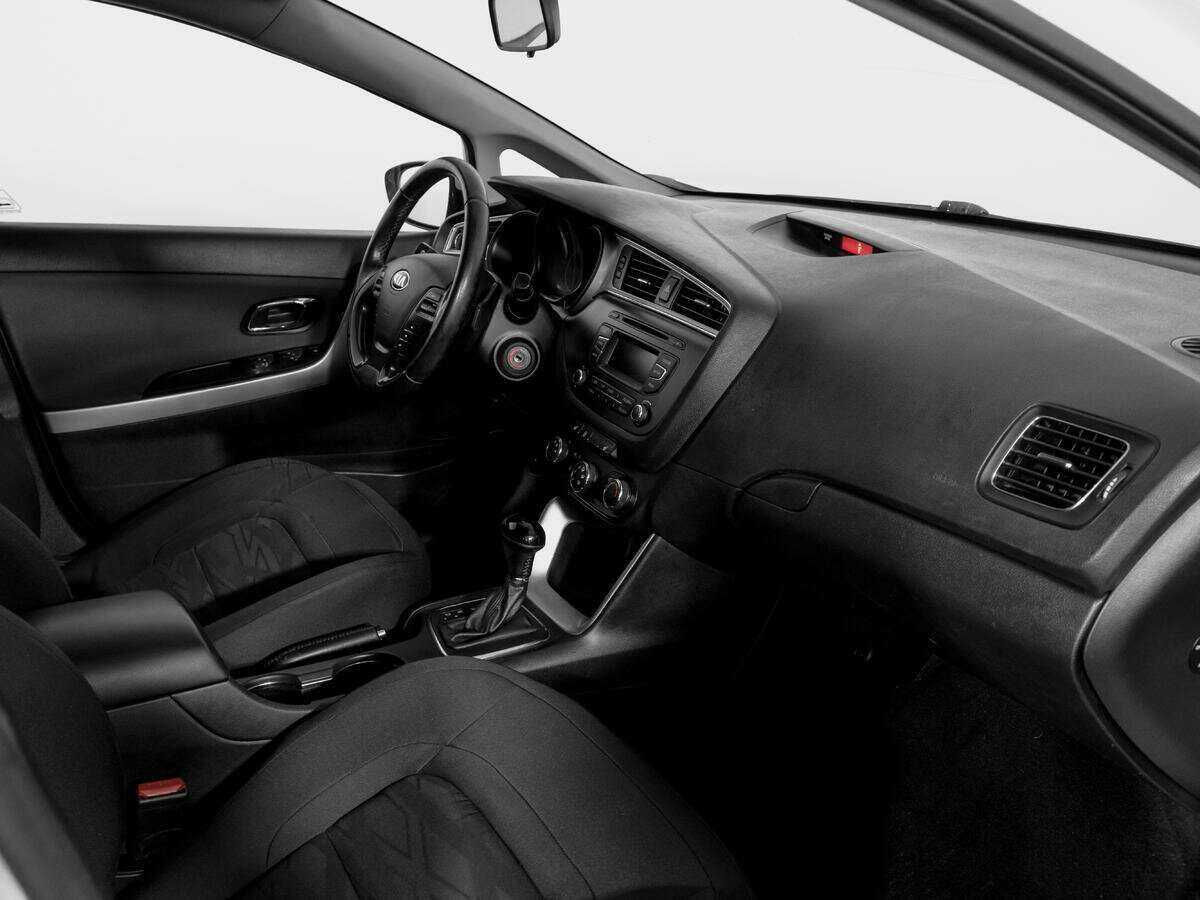 Б/У Киа Сид 2016 года. Фото: #8