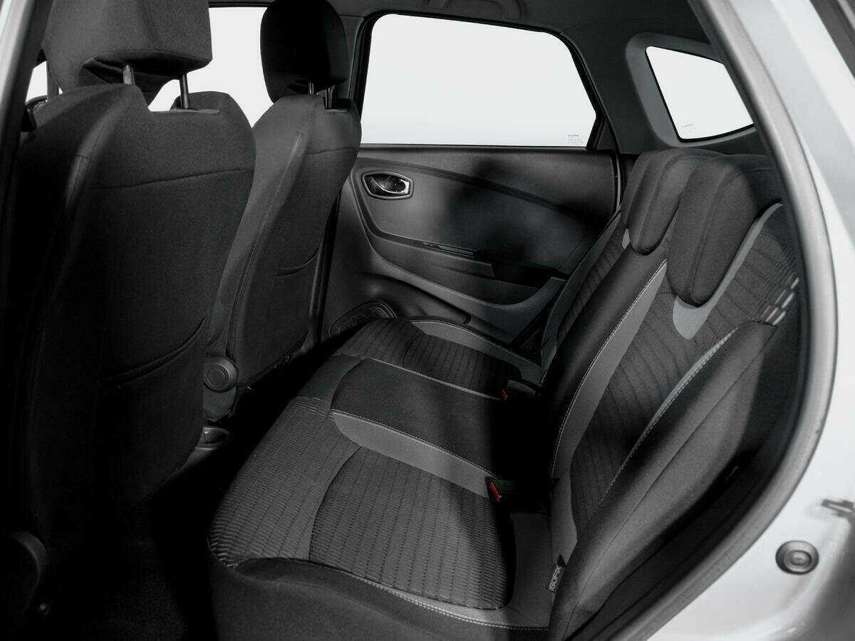 Б/У Рено Каптюр 2016 года. Фото: #9