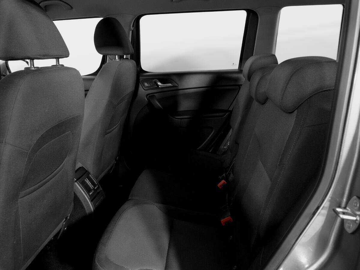 Б/У Шкода Йети 2015 года. Фото: #9