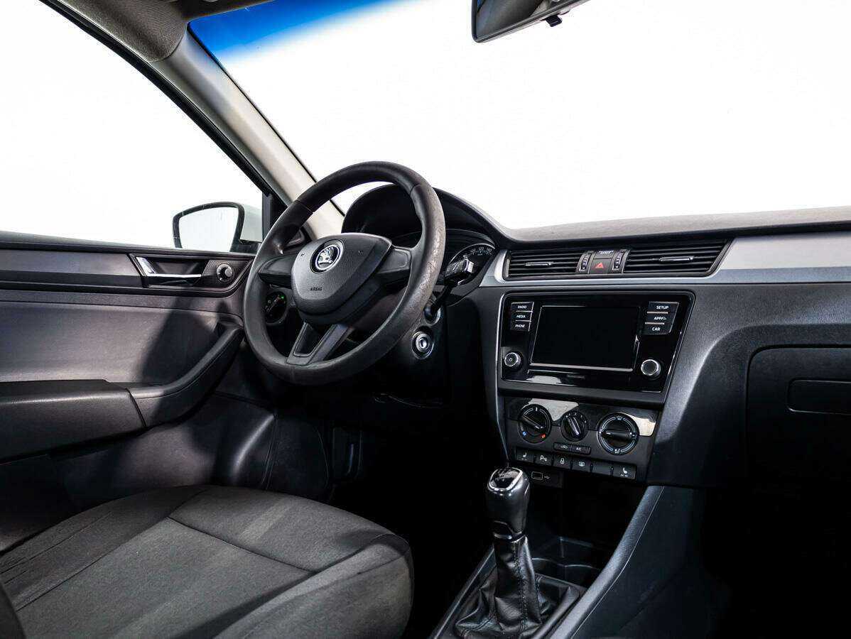 Б/У Шкода Рапид 2018 года. Фото: #7