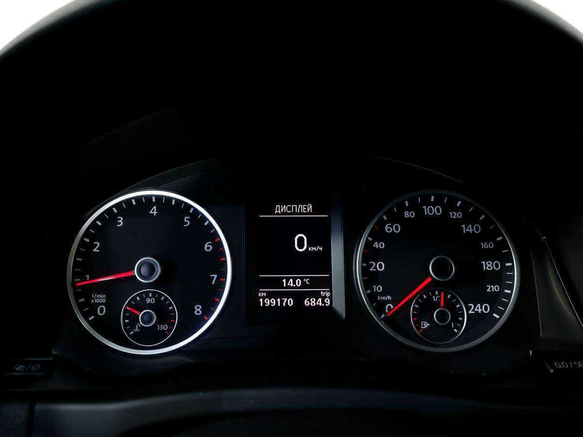 Б/У Фольксваген Тигуан 2012 года. Фото: #9