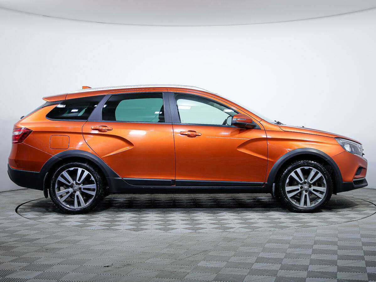 Б/У Лада (ВАЗ) Веста 2020 года. Фото: #2