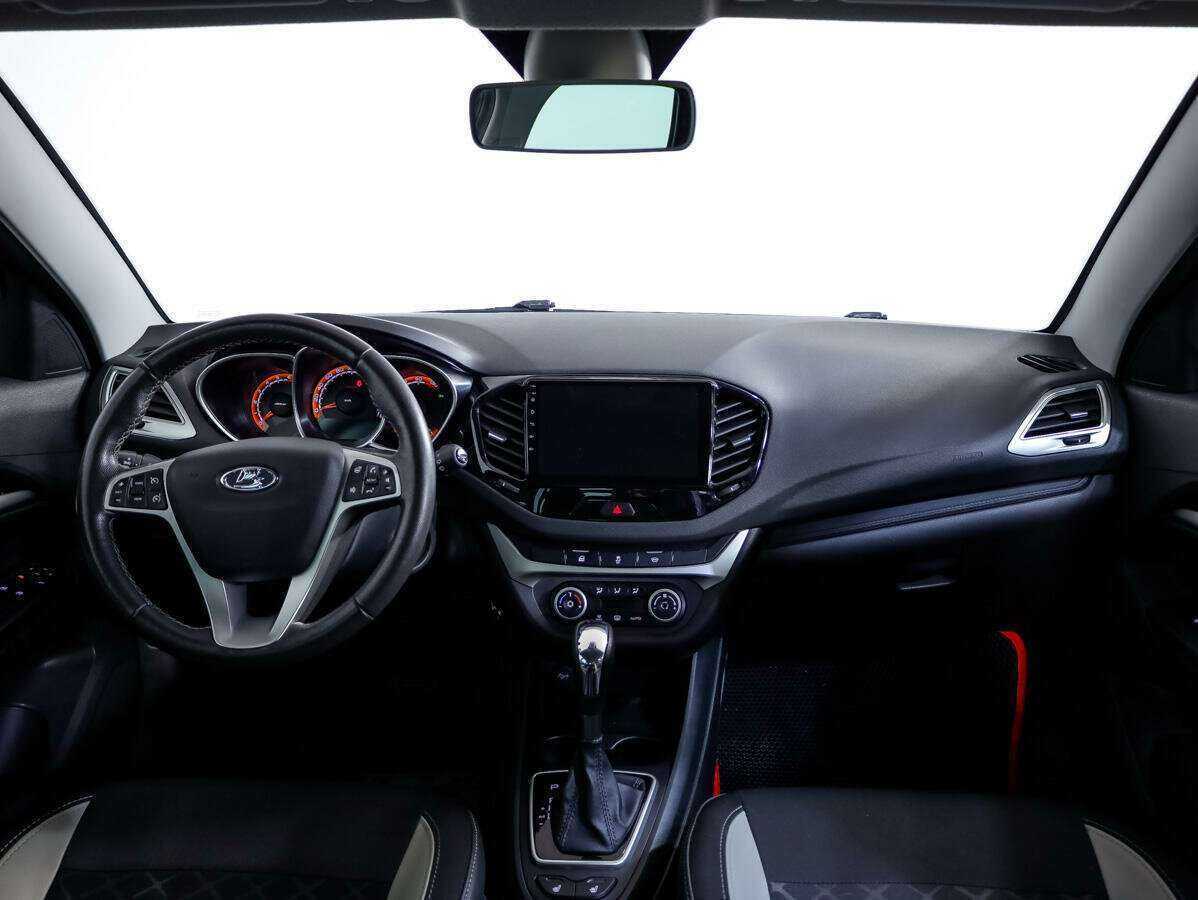 Б/У Лада (ВАЗ) Веста 2020 года. Фото: #8