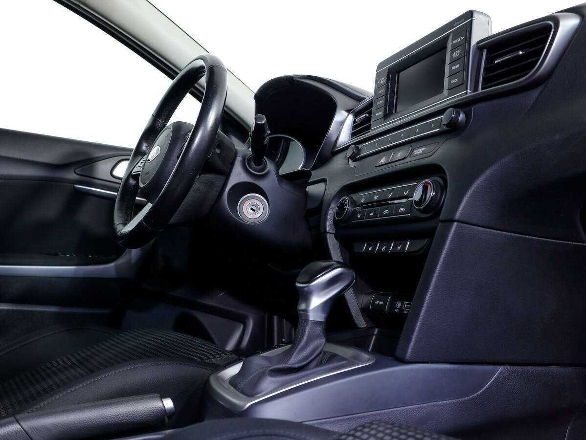 Б/У Киа Сид 2019 года. Фото: #17