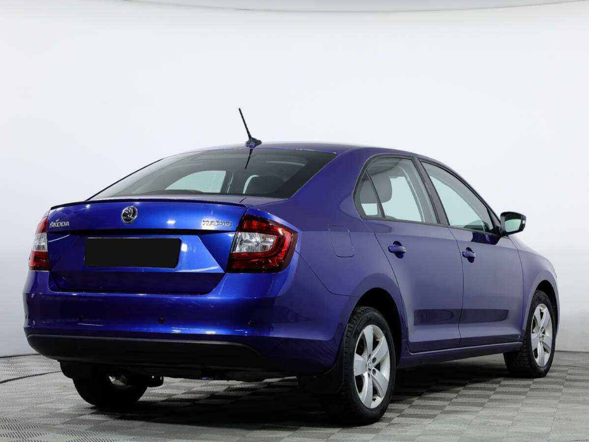 Б/У Шкода Рапид 2017 года. Фото: #4