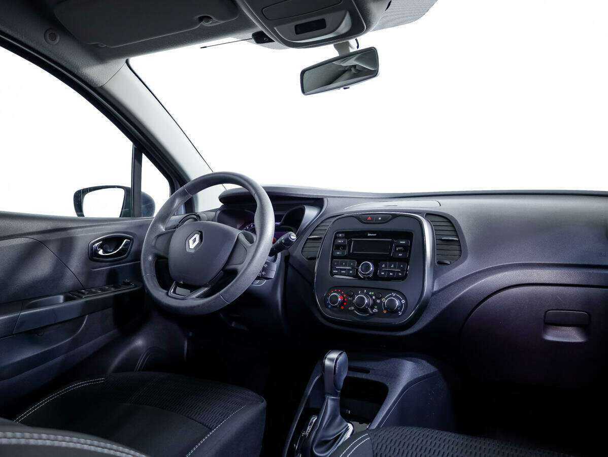 Б/У Рено Каптюр 2018 года. Фото: #7