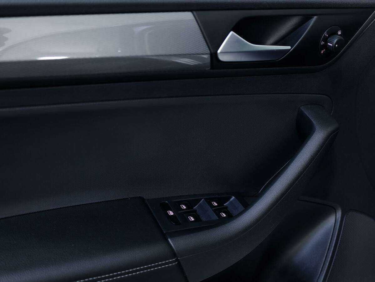 Б/У Фольксваген Поло 2020 года. Фото: #18