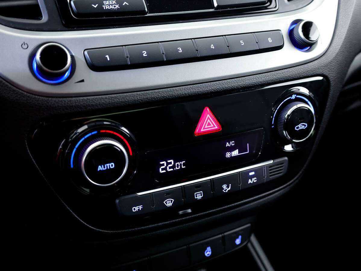 Б/У Хендай Солярис 2017 года. Фото: #15