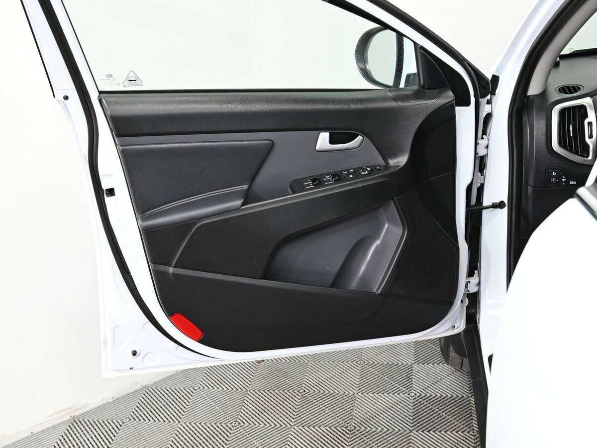 Б/У Киа Спортейдж 2014 года. Фото: #8