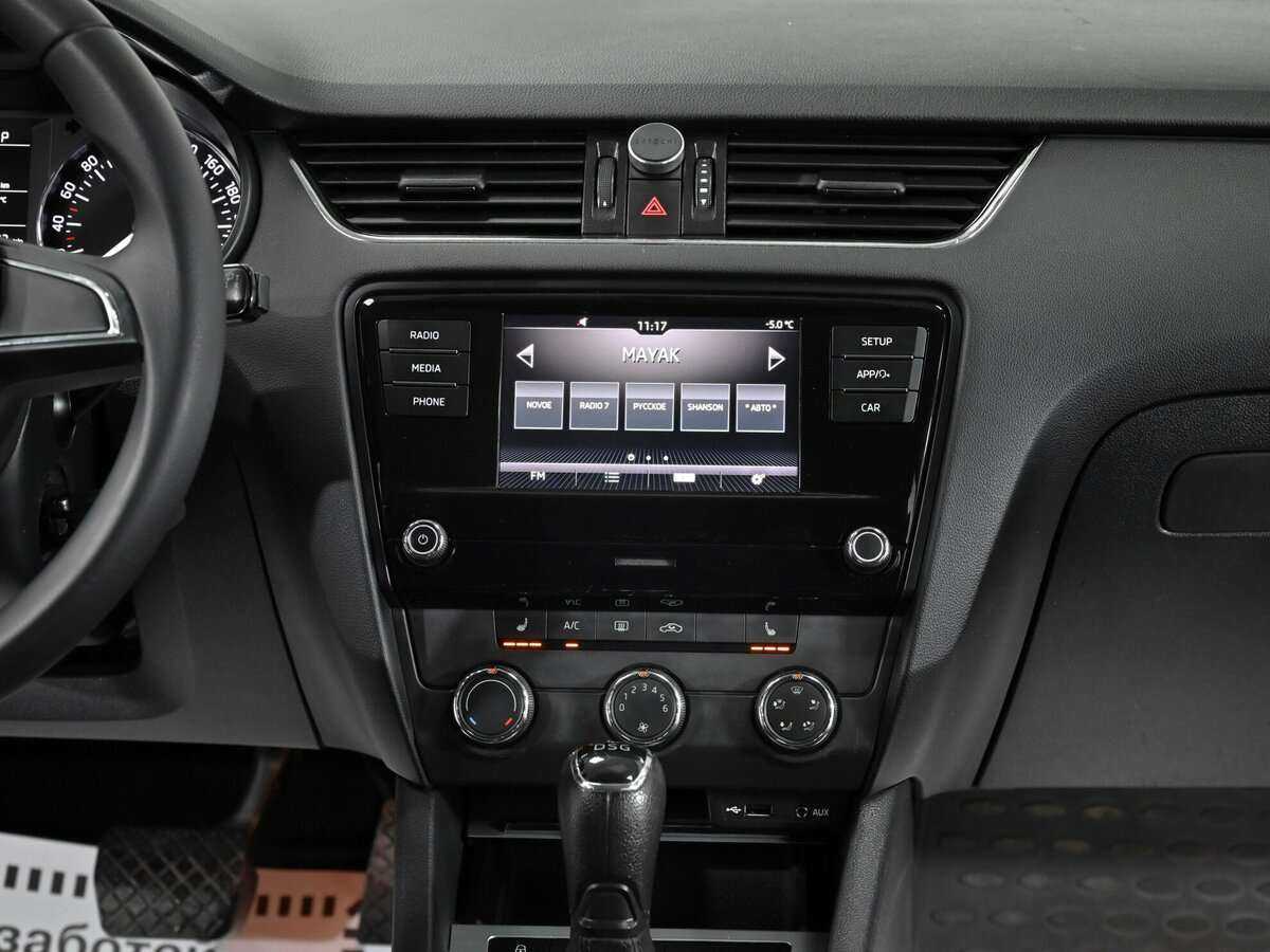 Б/У Шкода Октавия 2017 года. Фото: #8