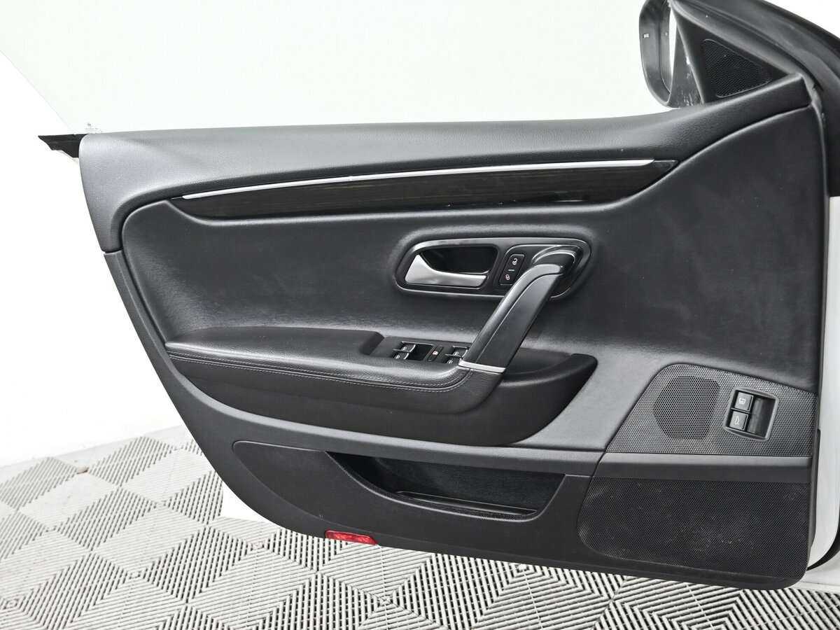 Б/У Фольксваген Пассат ЦЦ 2012 года. Фото: #5