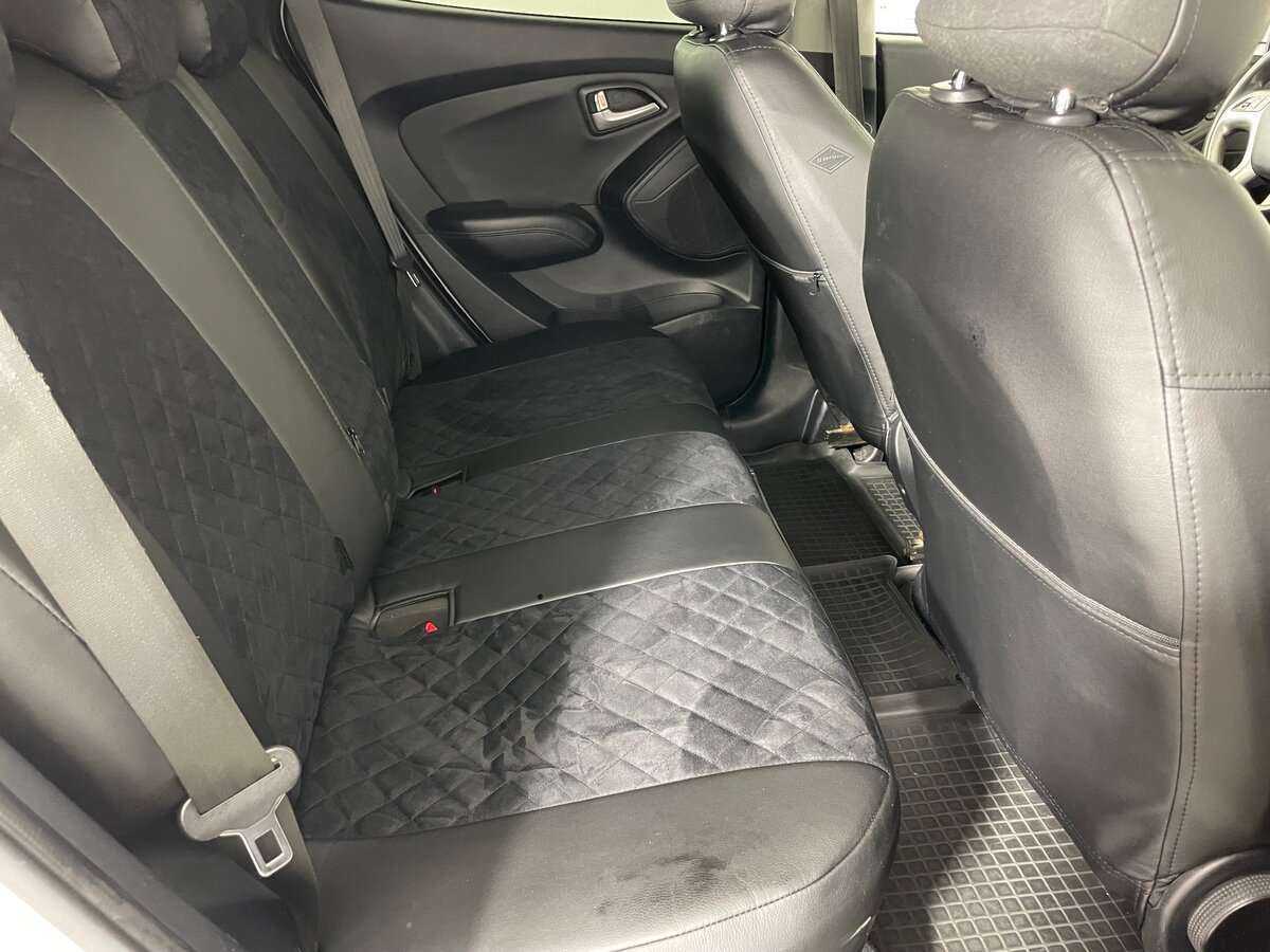 Б/У Хендай ай-икс35 2013 года. Фото: #17