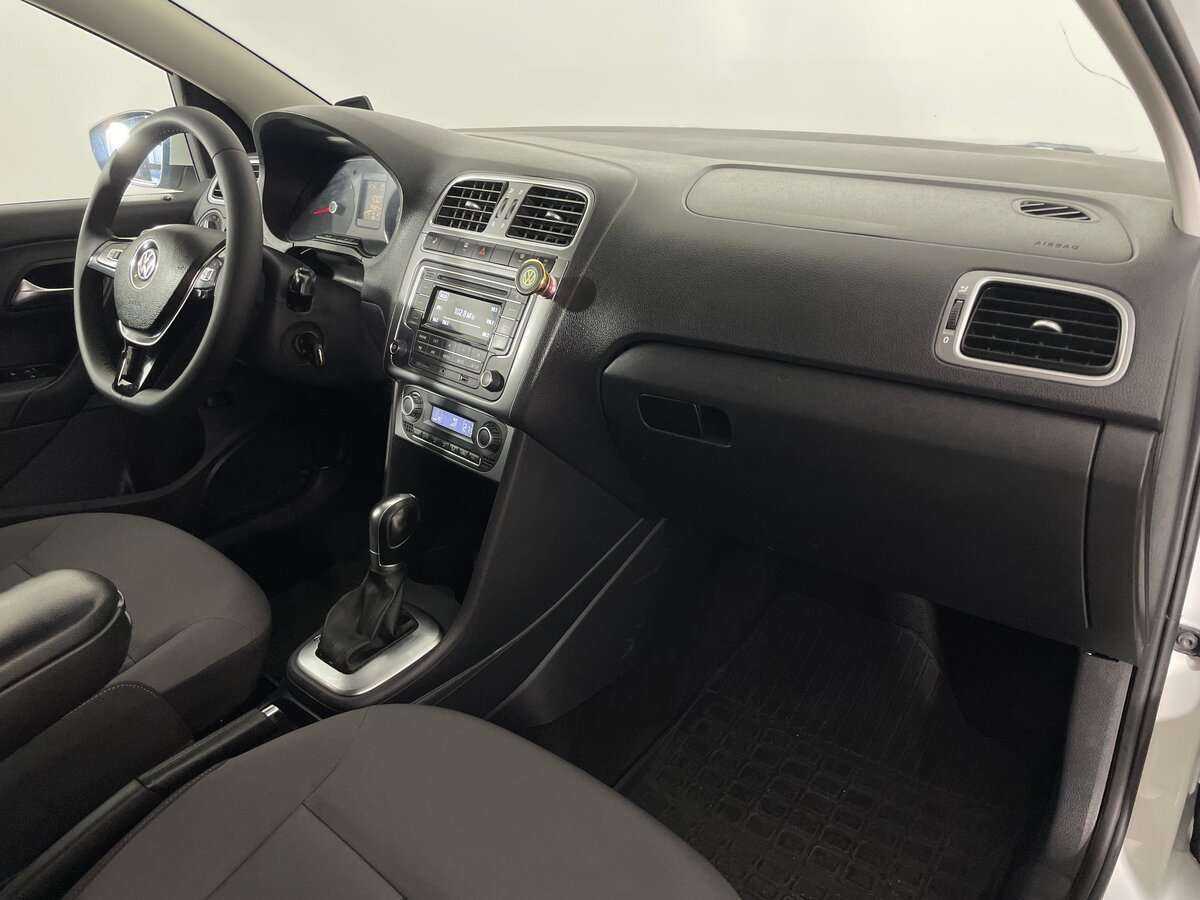 Б/У Фольксваген Поло 2016 года. Фото: #7