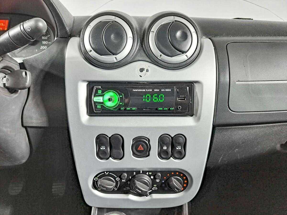 Б/У Рено Сандеро 2012 года. Фото: #12