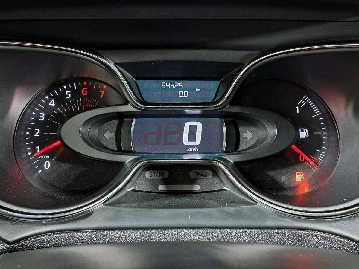 Б/У Рено Каптюр 2018 года. Фото: #7