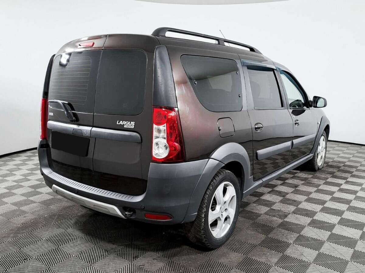 Б/У Лада (ВАЗ) Ларгус 2018 года. Фото: #3