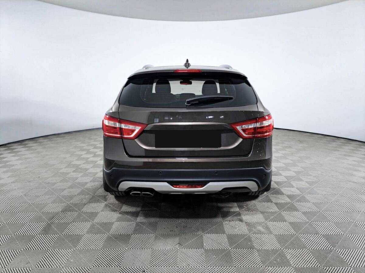 Б/У Лада (ВАЗ) Веста 2017 года. Фото: #5