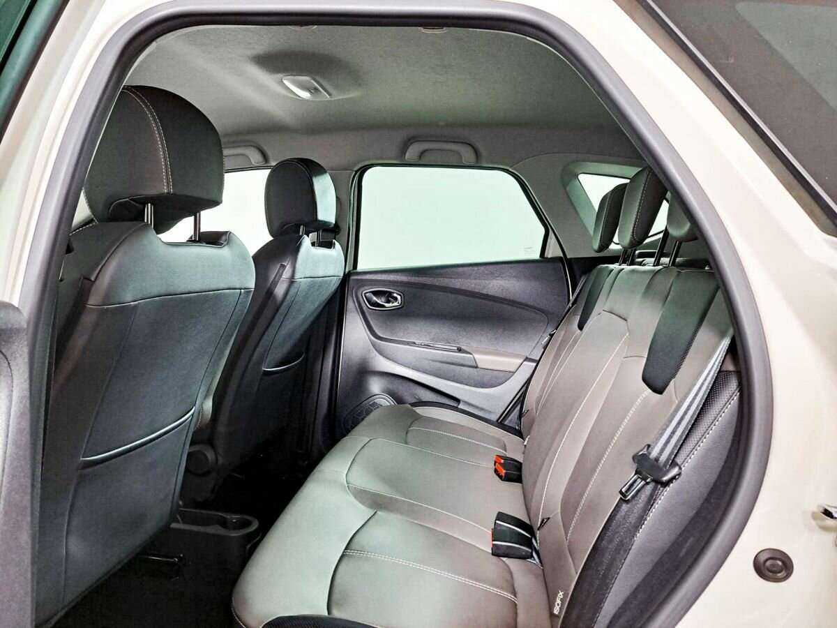 Б/У Рено Каптюр 2019 года. Фото: #9