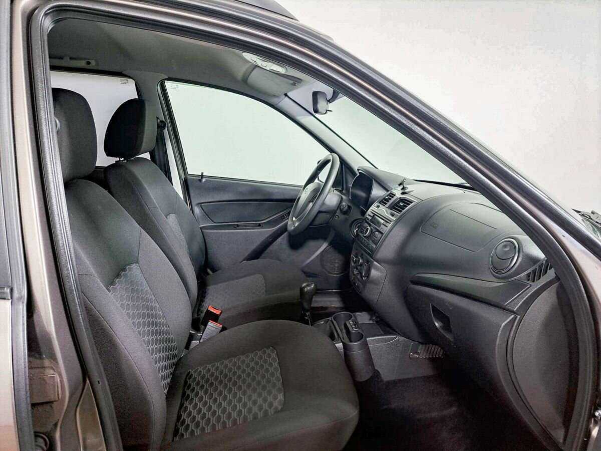 Б/У Лада (ВАЗ) Гранта 2019 года. Фото: #8