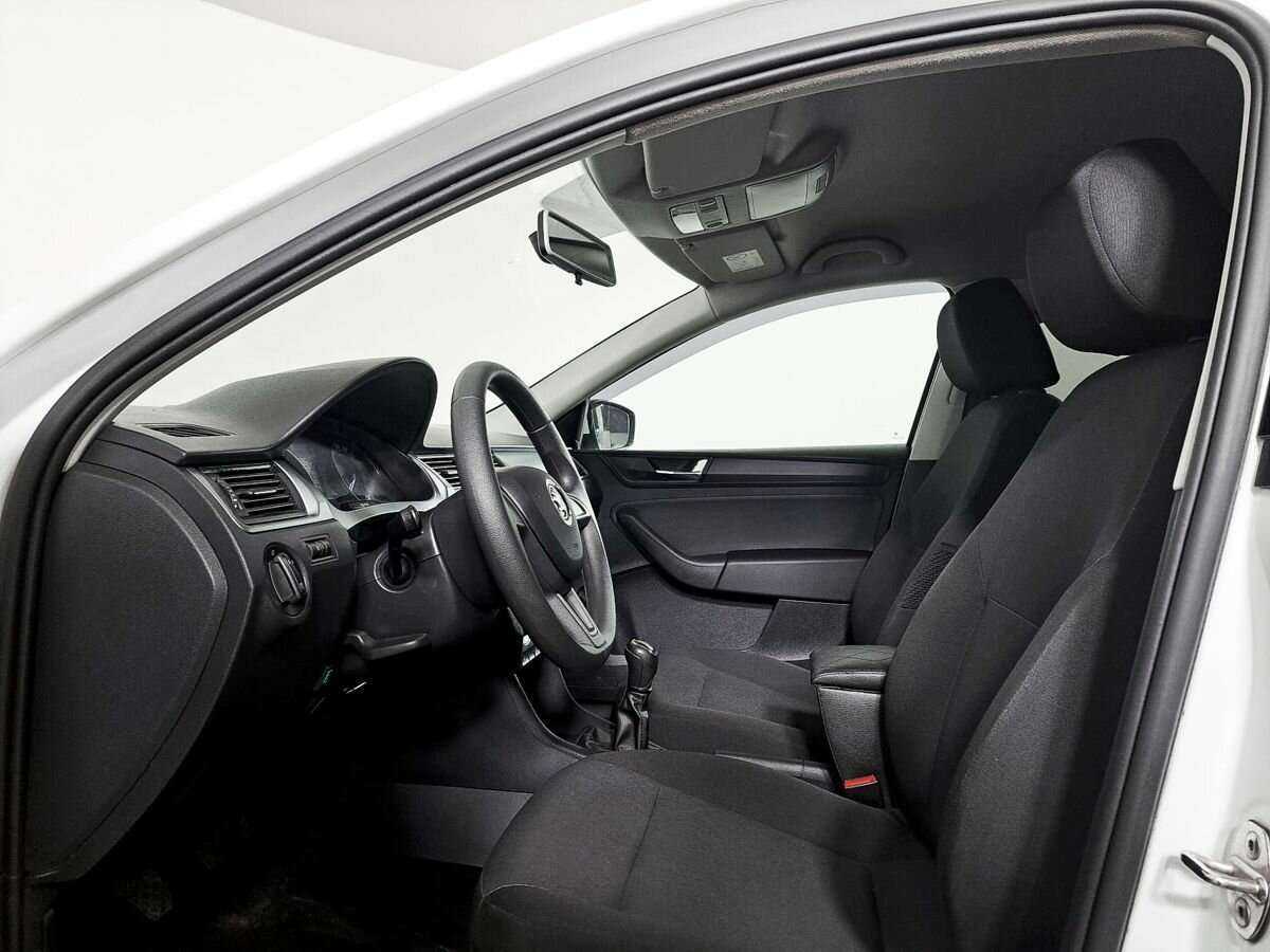 Б/У Шкода Рапид 2019 года. Фото: #11