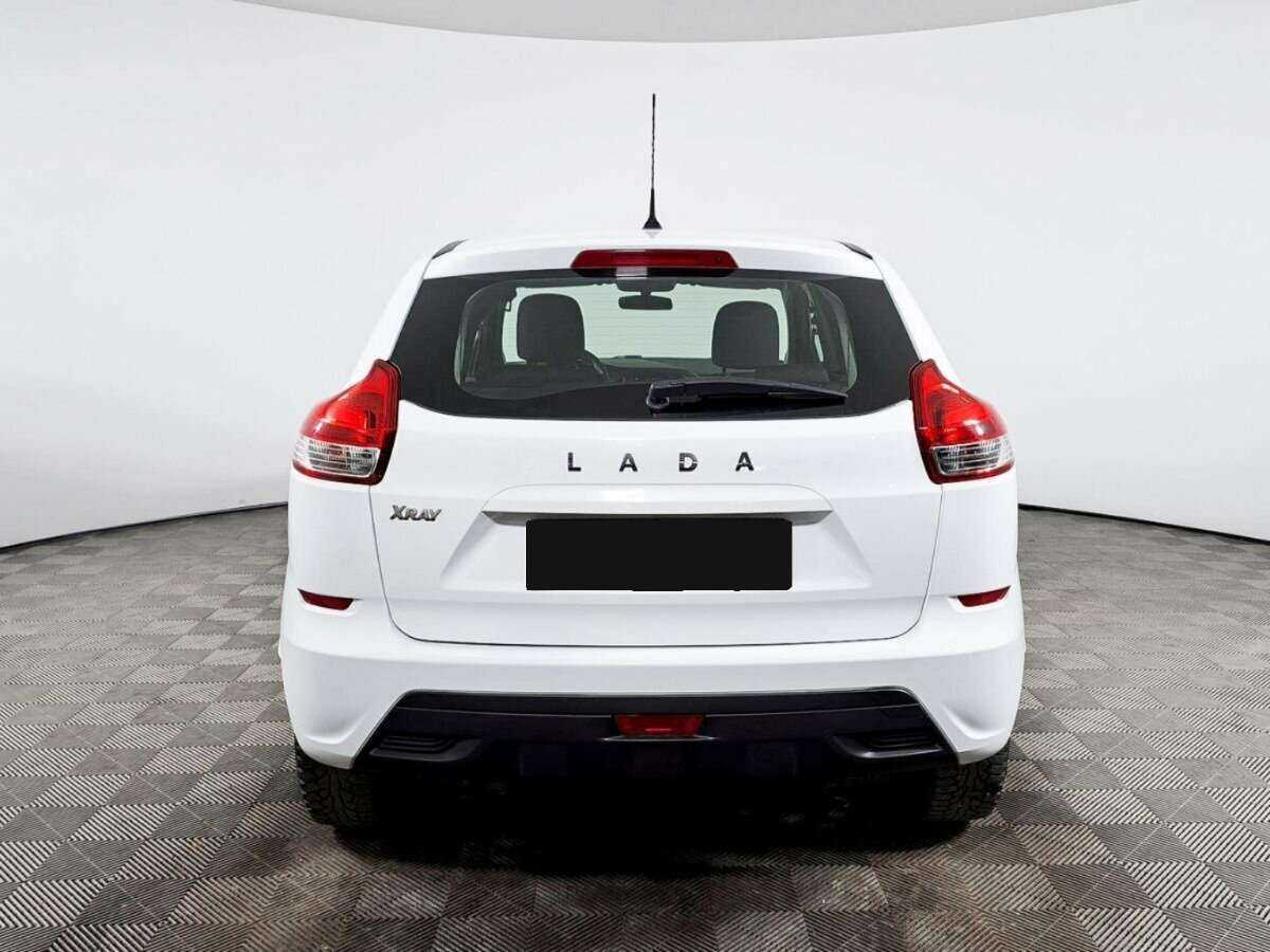 Б/У Лада (ВАЗ) ИКСРЭЙ 2018 года. Фото: #4
