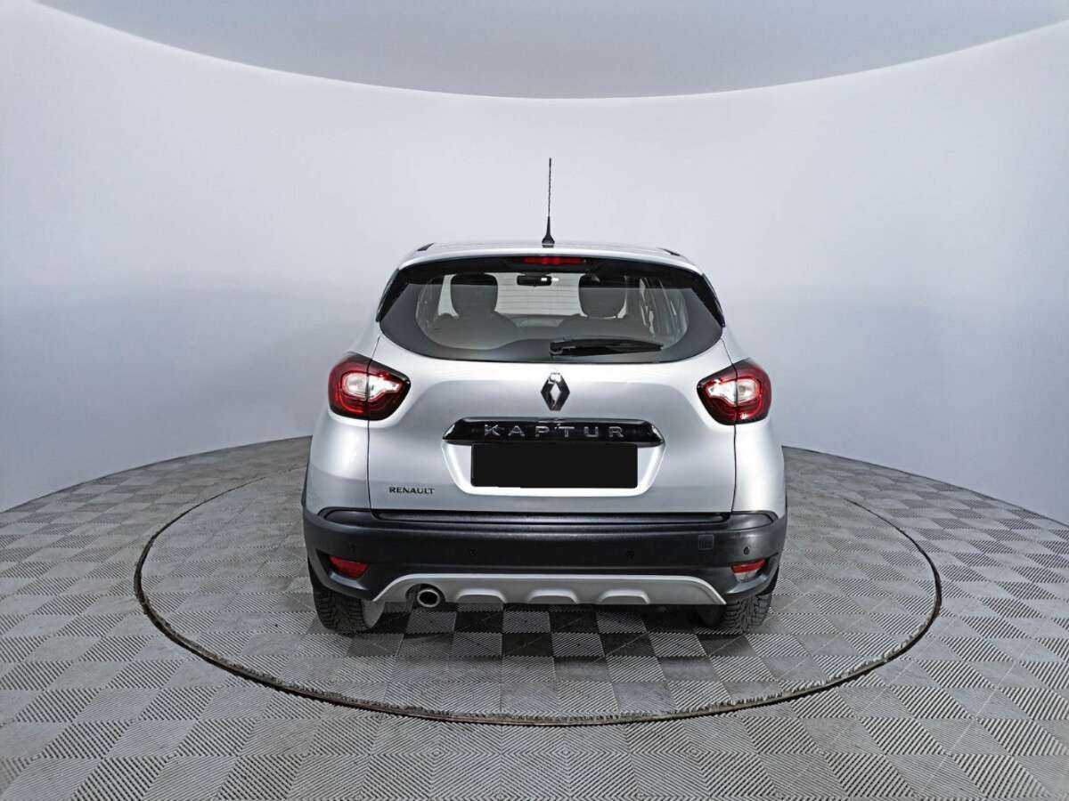 Б/У Рено Каптюр 2018 года. Фото: #5