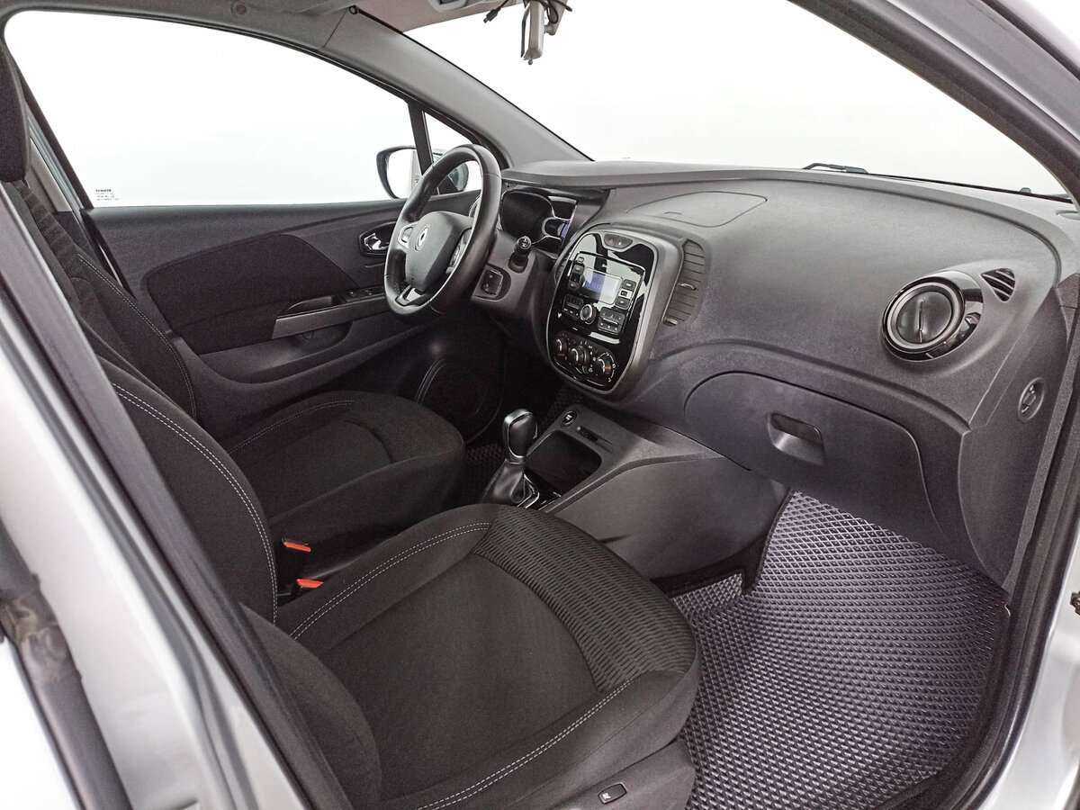 Б/У Рено Каптюр 2017 года. Фото: #8