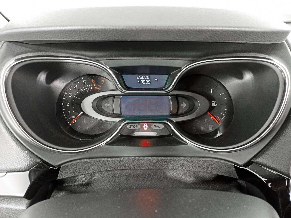 Б/У Рено Каптюр 2021 года. Фото: #10