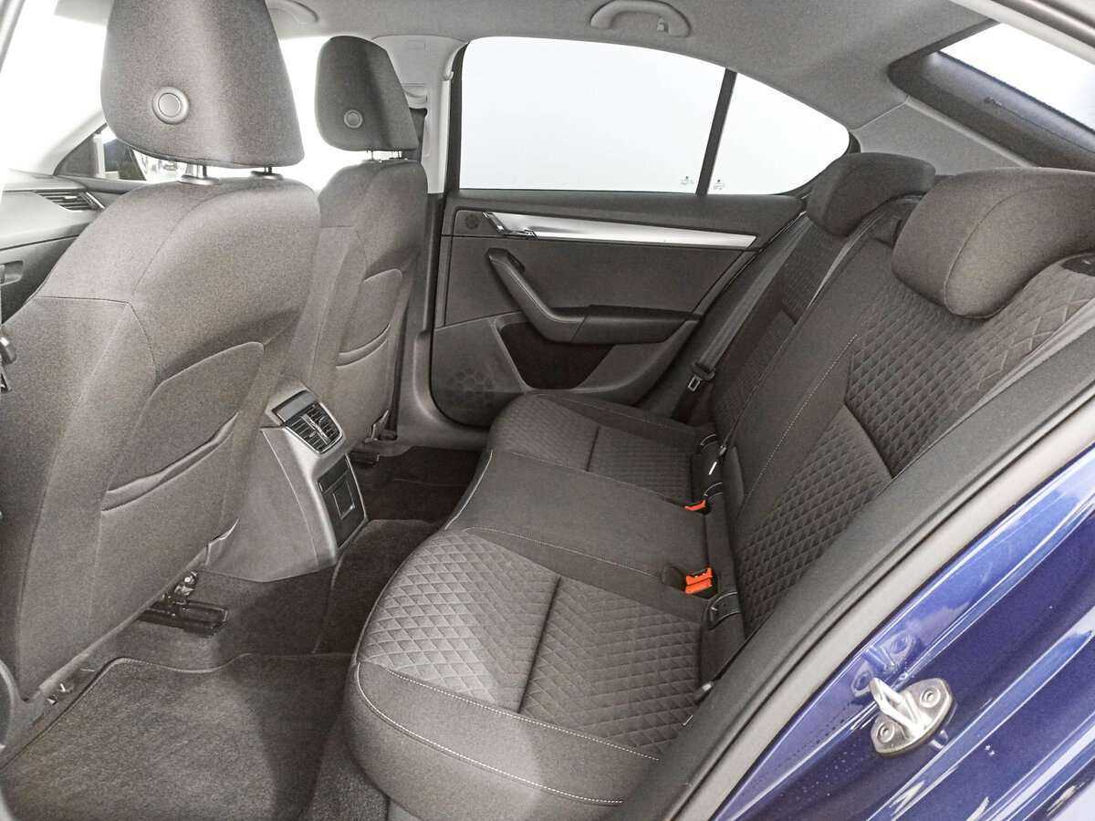 Б/У Шкода Октавия 2016 года. Фото: #9