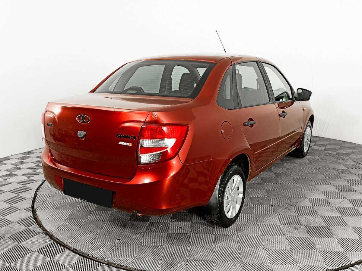 Б/У Лада (ВАЗ) Гранта 2018 года. Фото: #4