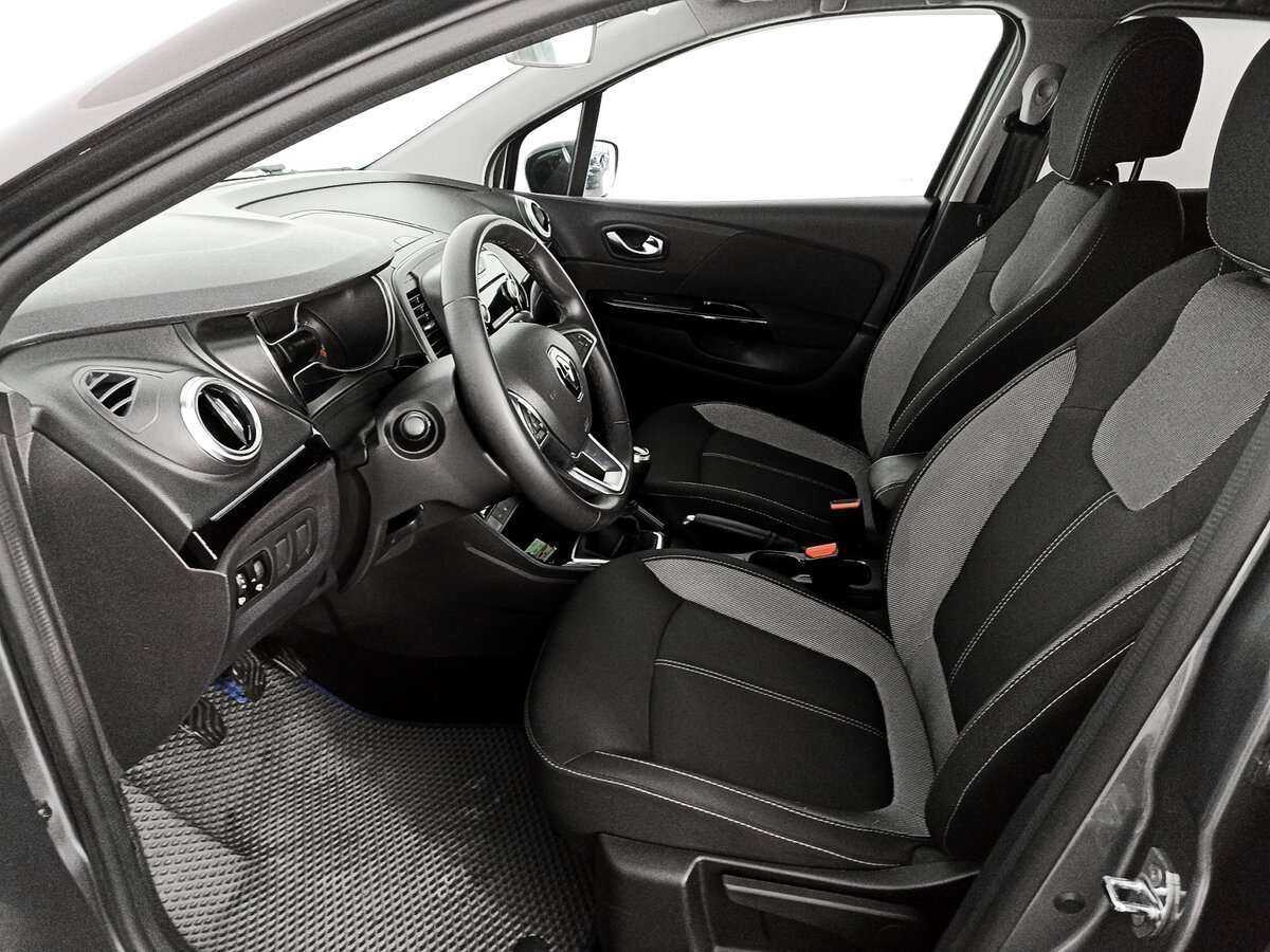 Б/У Рено Каптюр 2021 года. Фото: #11