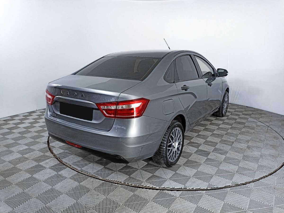 Б/У Лада (ВАЗ) Веста 2018 года. Фото: #4
