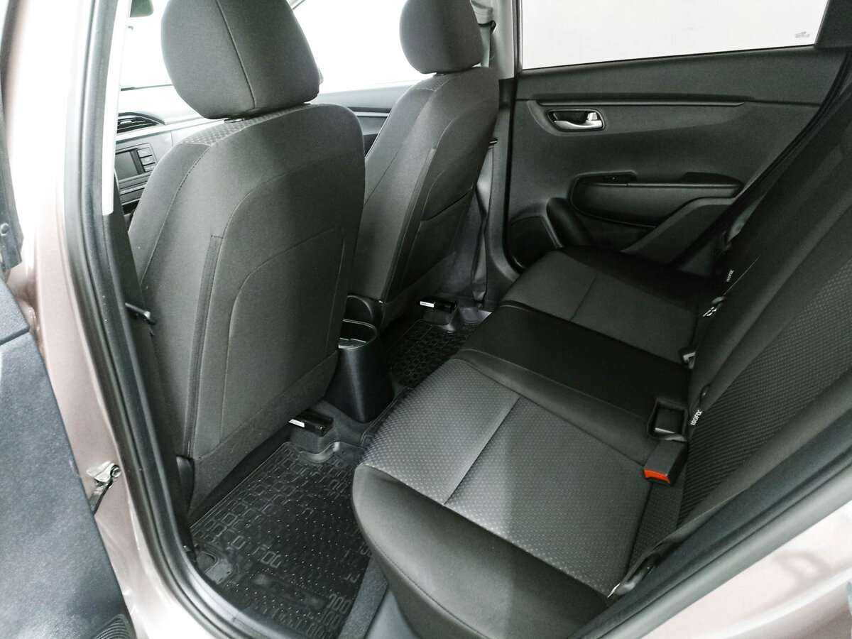 Б/У Киа Рио 2021 года. Фото: #9