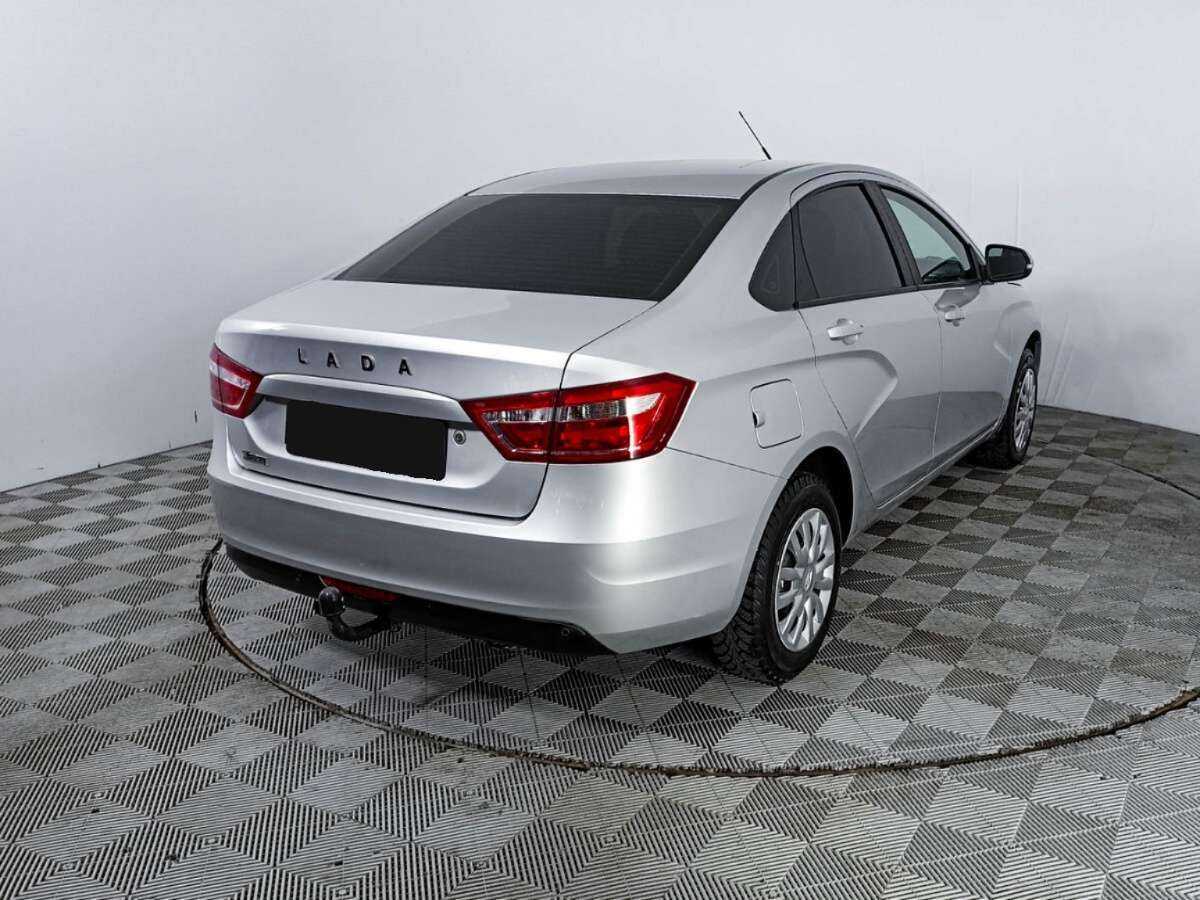 Б/У Лада (ВАЗ) Веста 2017 года. Фото: #4