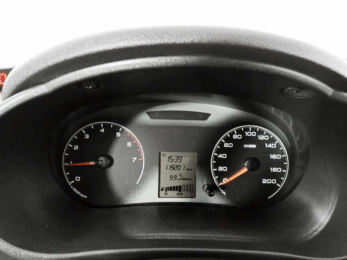 Б/У Лада (ВАЗ) Гранта 2014 года. Фото: #8