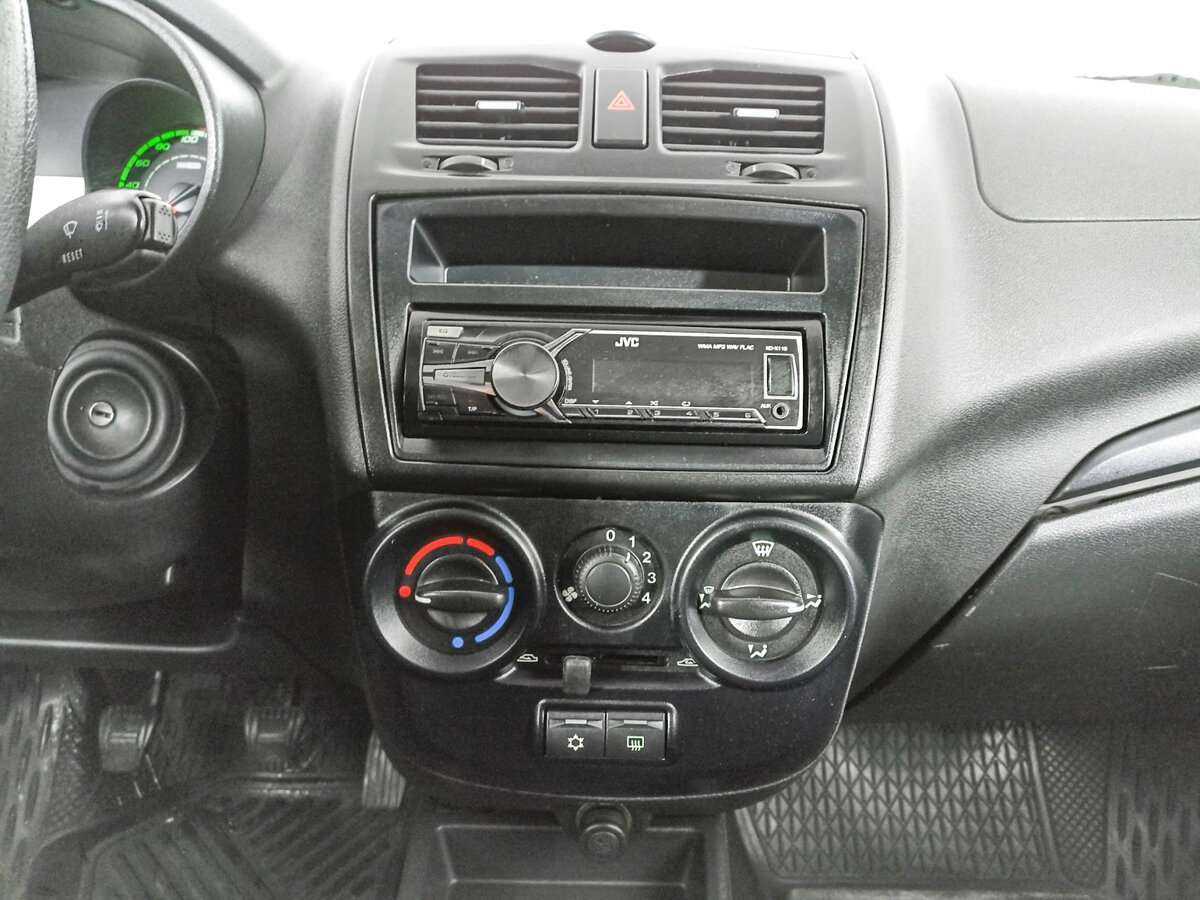 Б/У Лада (ВАЗ) Калина 2015 года. Фото: #12