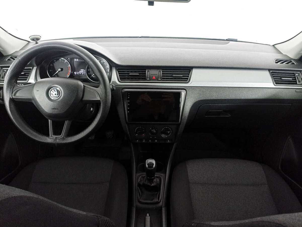 Б/У Шкода Рапид 2017 года. Фото: #13