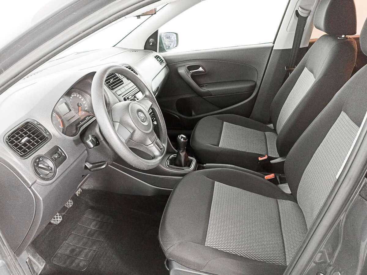 Б/У Фольксваген Поло 2013 года. Фото: #12