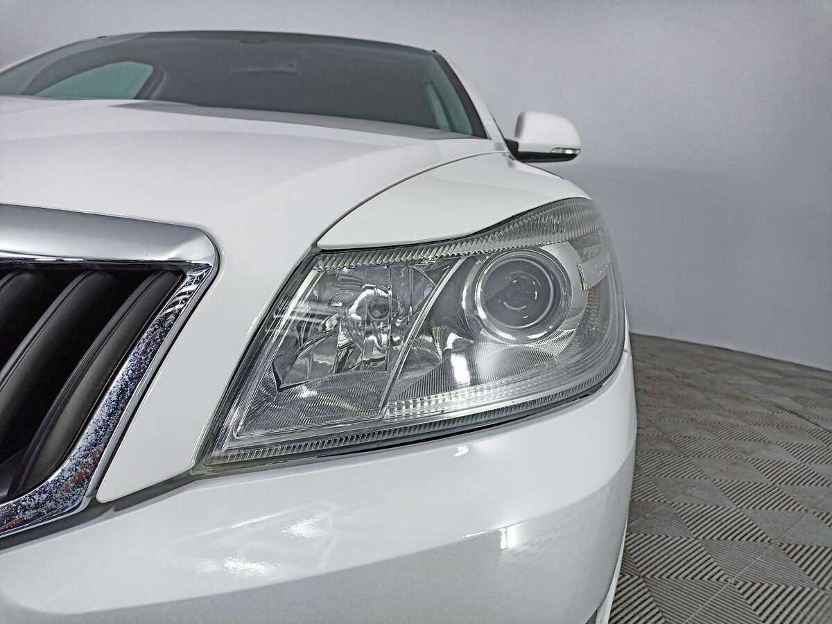 Б/У Шкода Октавия 2012 года. Фото: #16