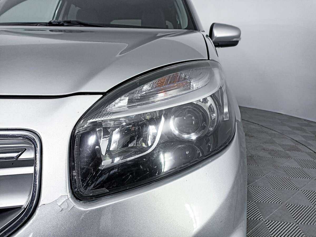 Б/У Рено Колеос 2012 года. Фото: #16