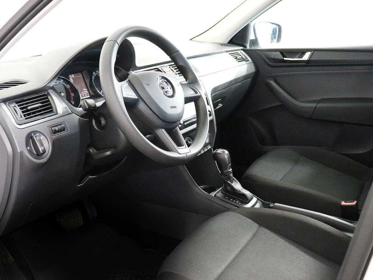 Б/У Шкода Рапид 2019 года. Фото: #7