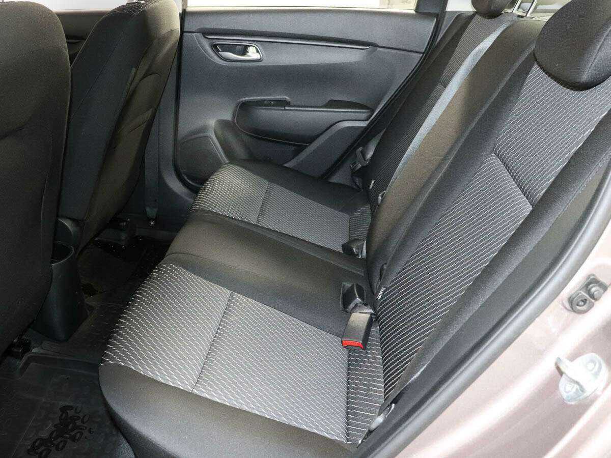 Б/У Киа Рио 2018 года. Фото: #8