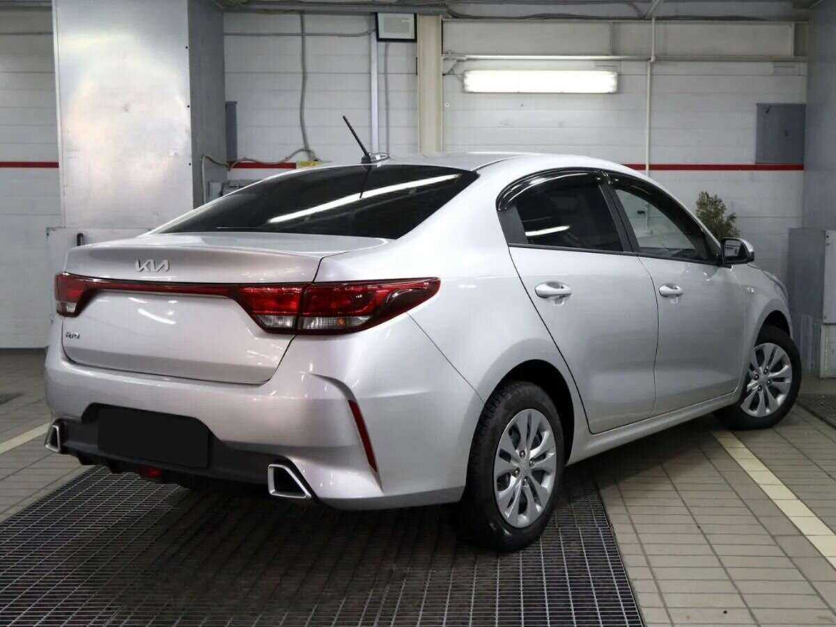 Б/У Киа Рио 2021 года. Фото: #1