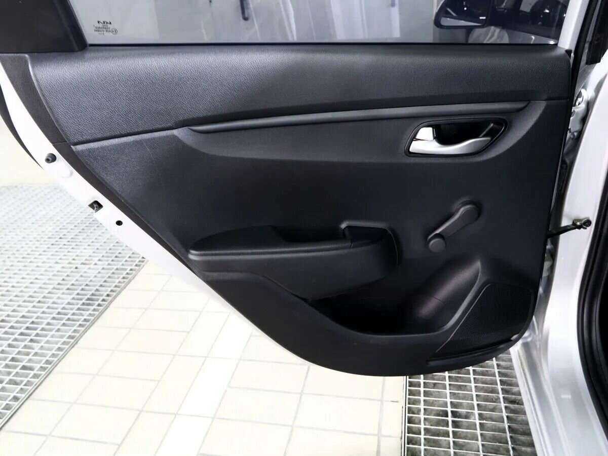 Б/У Киа Рио 2021 года. Фото: #9