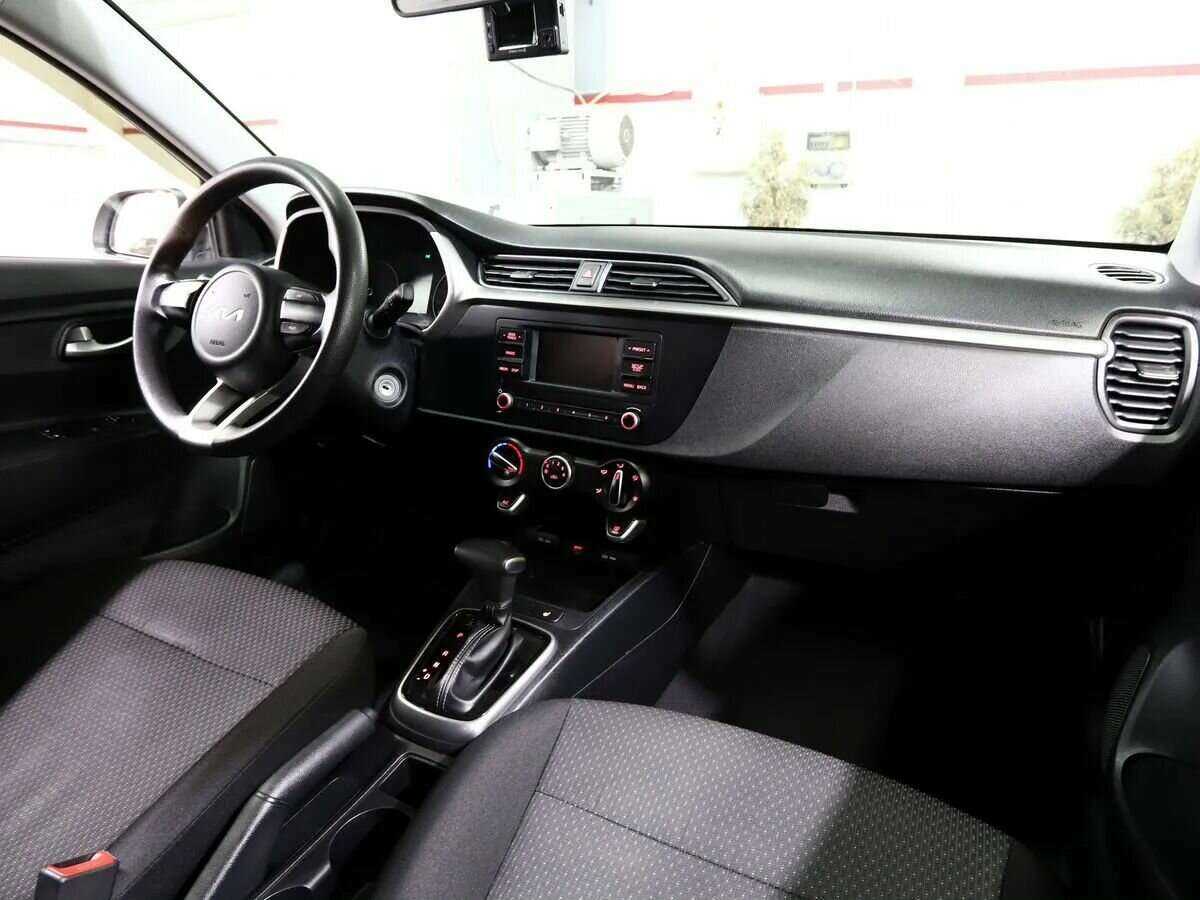 Б/У Киа Рио 2021 года. Фото: #13