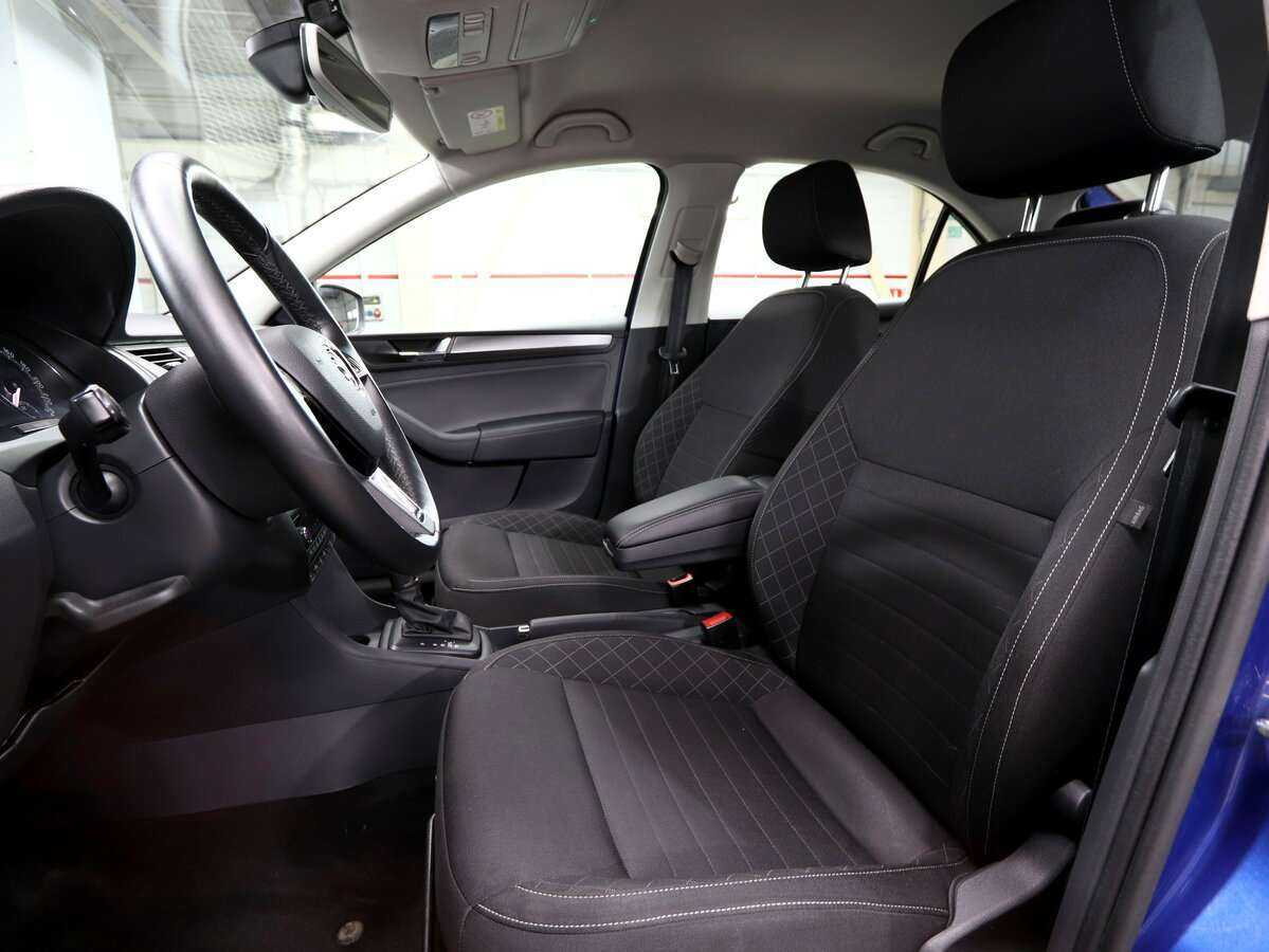 Б/У Шкода Рапид 2018 года. Фото: #3