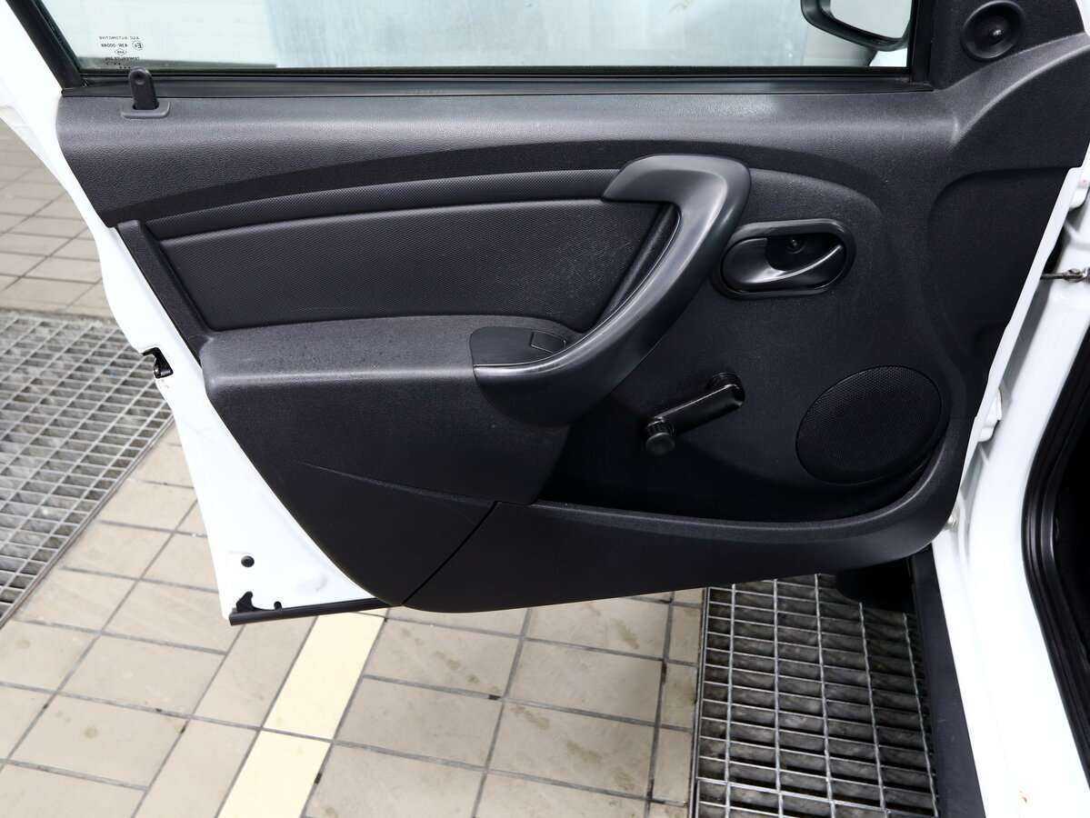 Б/У Рено Дастер 2017 года. Фото: #7