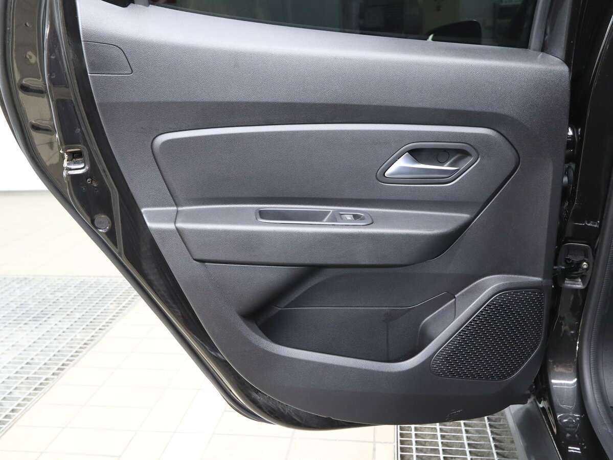 Б/У Рено Дастер 2021 года. Фото: #15